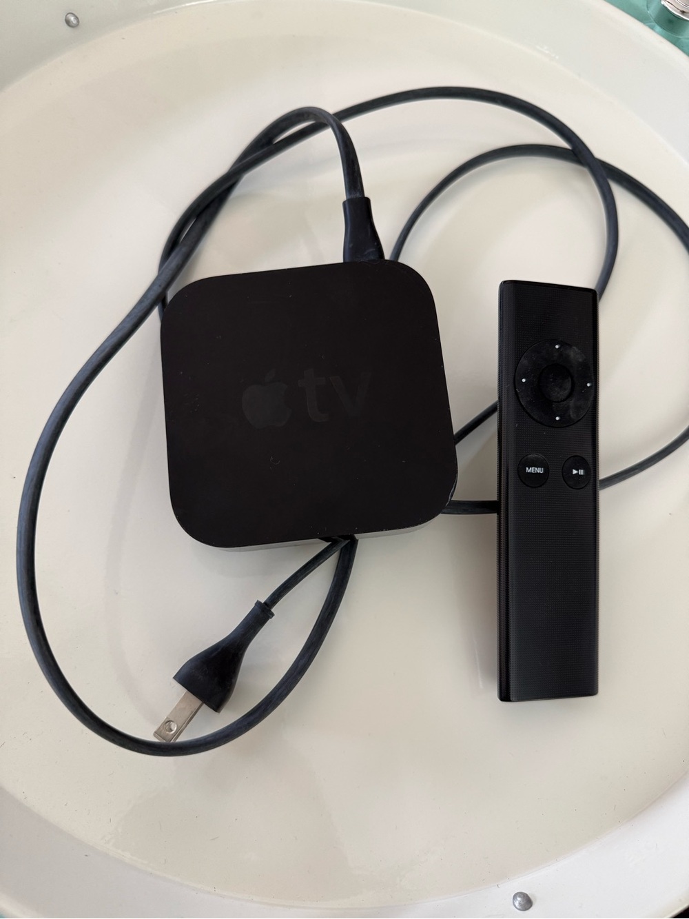 Apple TV Media Player in Black with Remote